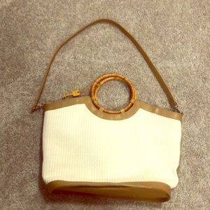 Fossil beach bag w wooden handles, shoulder strap